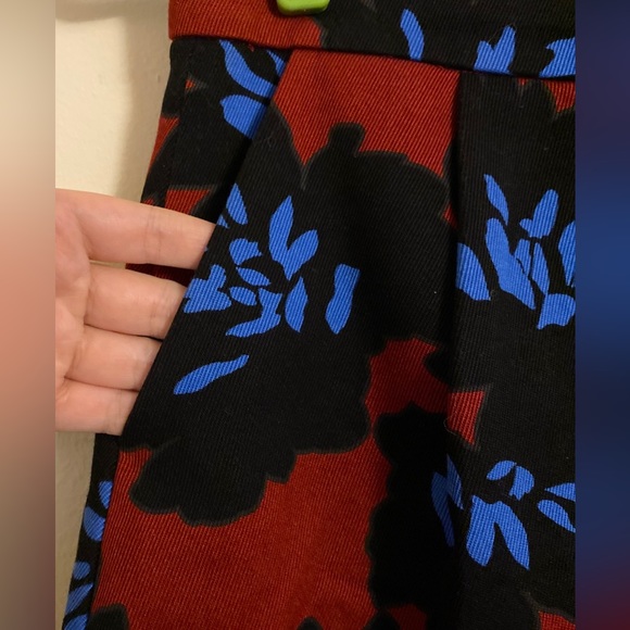 NWOT J.CREW Blue Red Floral A-Line Back Zip Pleated Skirt Pockets Womens Size 6 - Picture 4 of 7